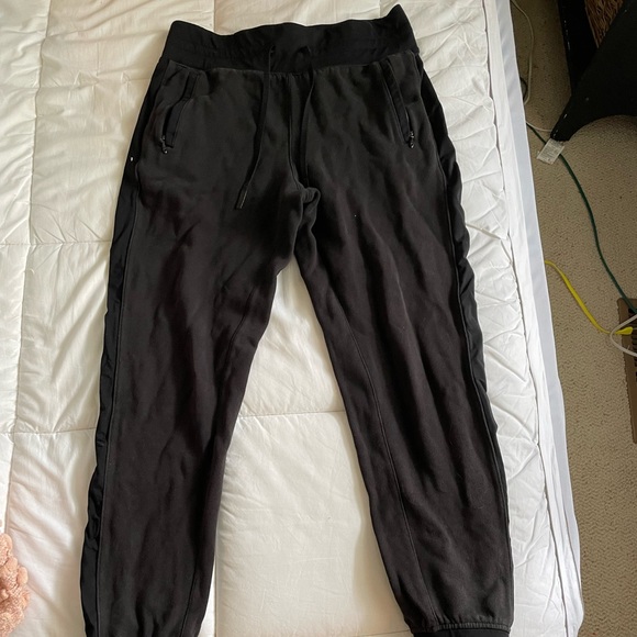 Lululemon Black Jogger Sweatpants - Picture 1 of 7